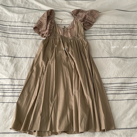 Love bonito Gwen broderie sleeve dress - Picture 5 of 9